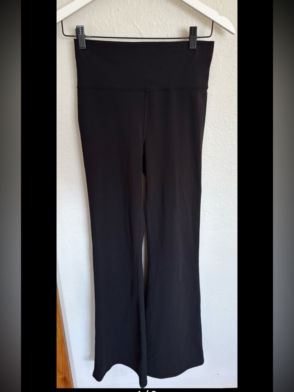 Vuori Black Flare Yoga Pants